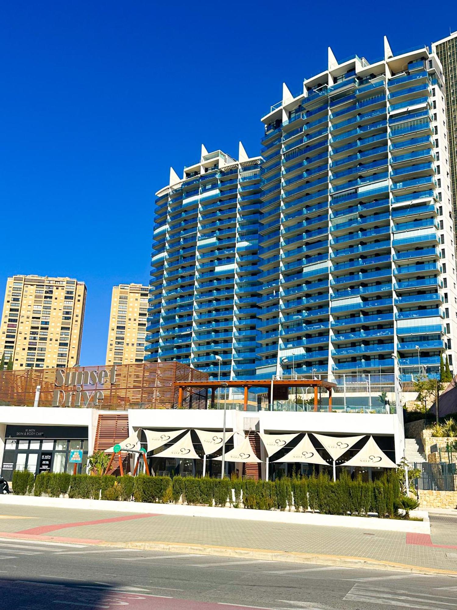 Sunset Drive Septimo Cielo Apartment เบนิดอร์ม ภายนอก รูปภาพ