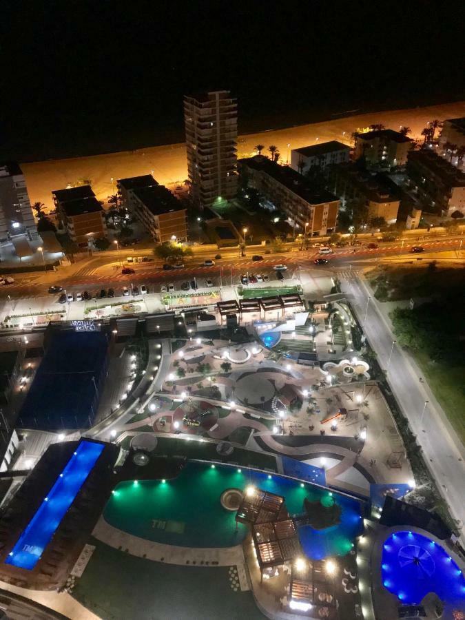 Sunset Drive Septimo Cielo Apartment เบนิดอร์ม ภายนอก รูปภาพ